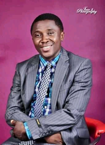 Pastor Leke Aduralere